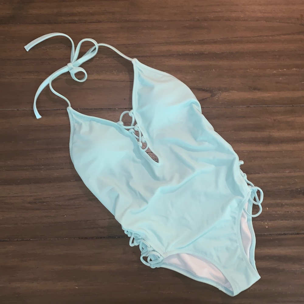 XS Express one piece